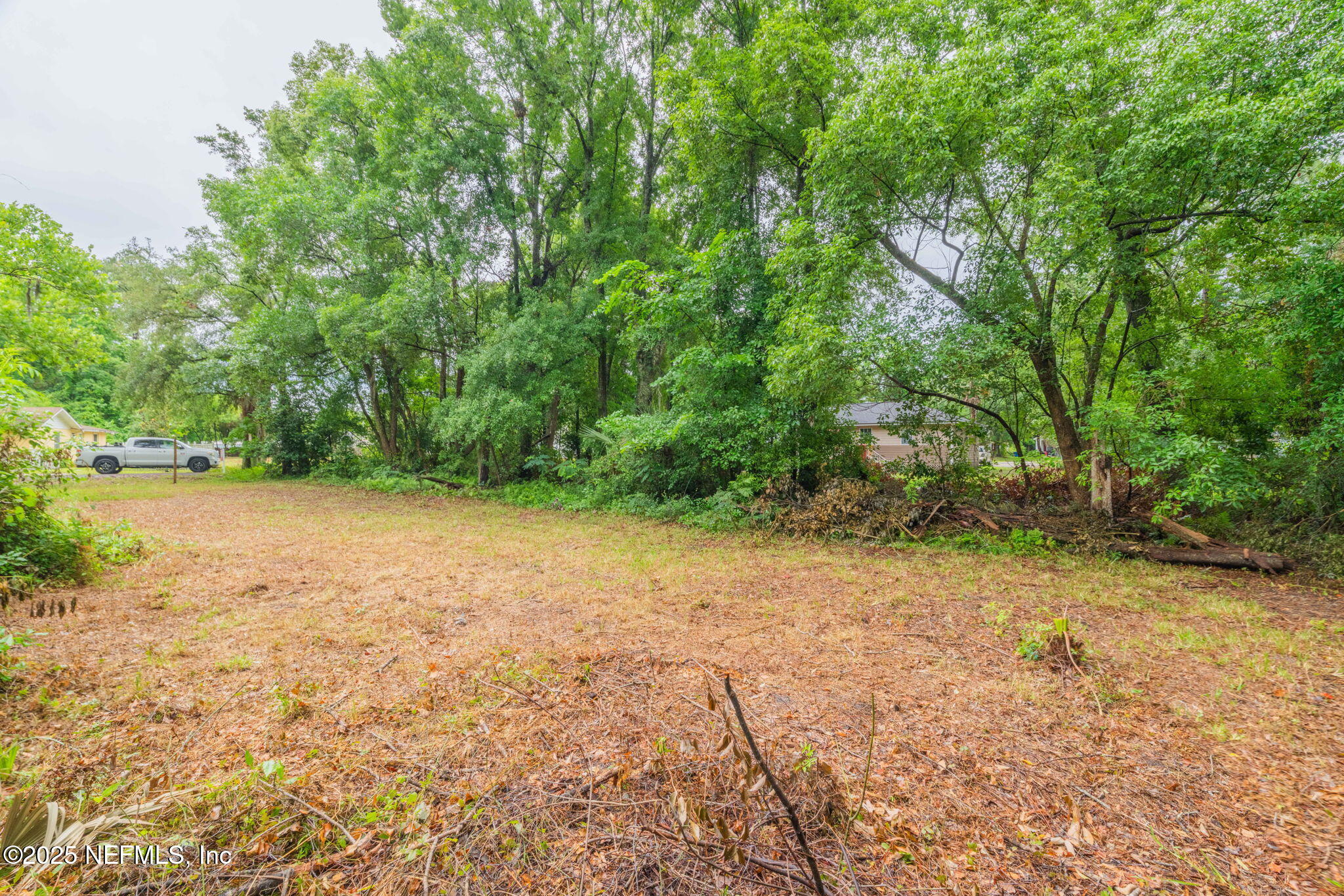 1933 LENTIE Road