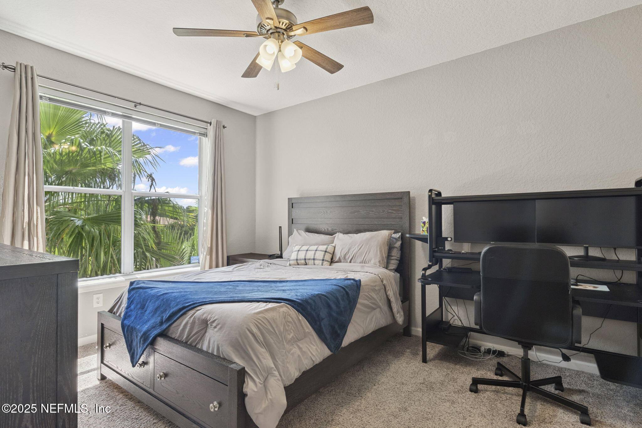 8539 GATE Parkway W, 9413