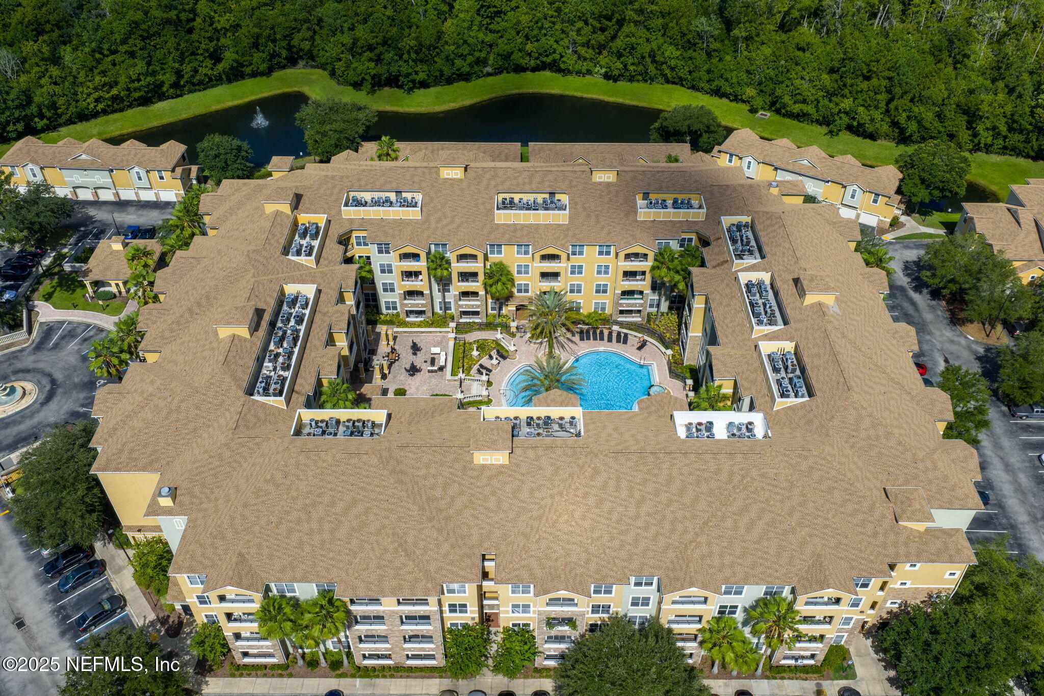 8539 GATE Parkway W, 9413