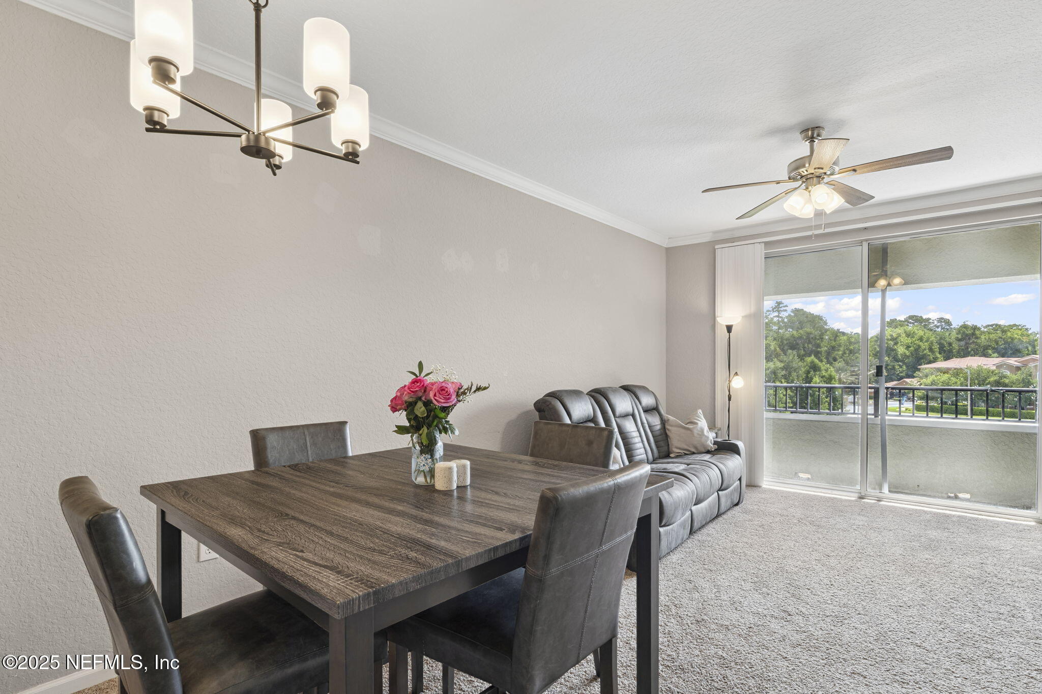 8539 GATE Parkway W, 9413