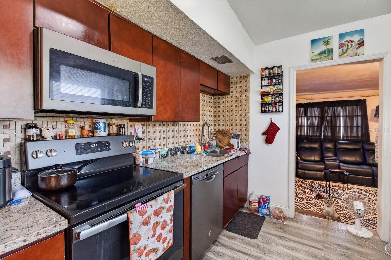 10538 AGATE CT