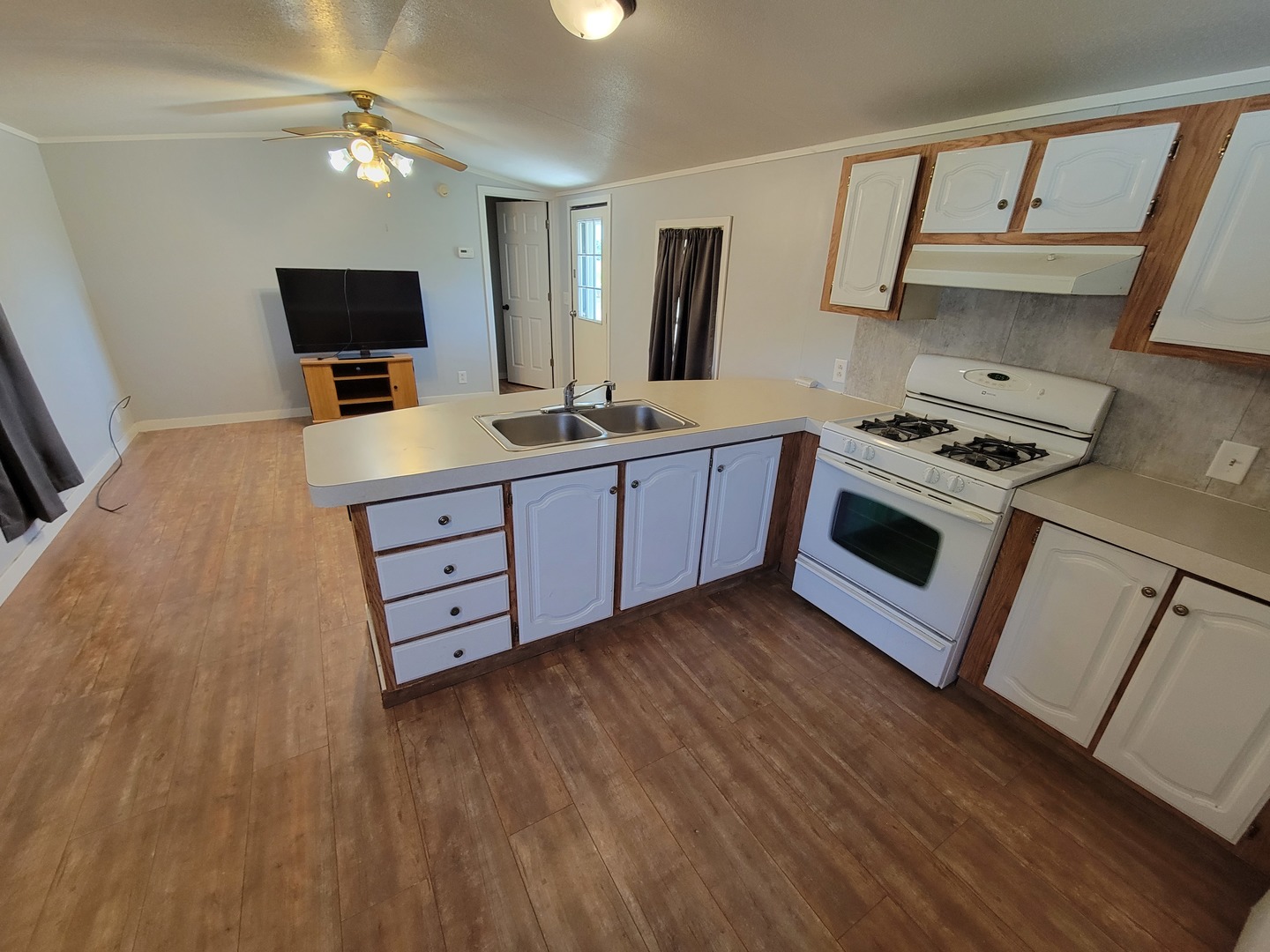 2705 Saint Vincents Avenue Unit: 65