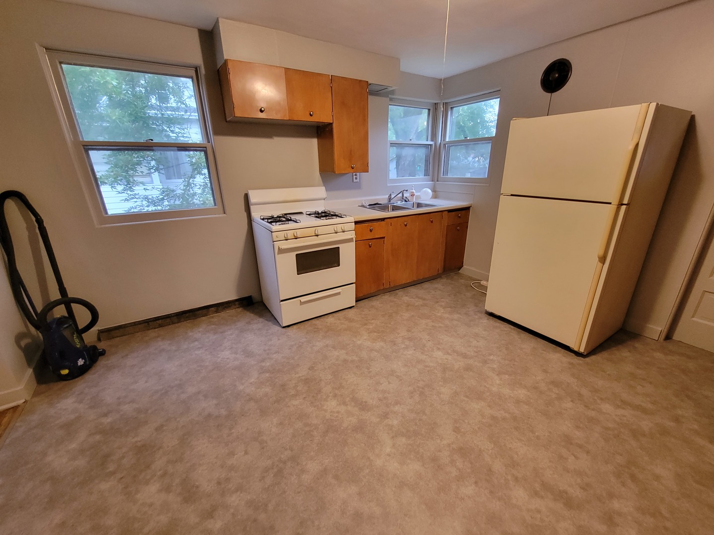 708 Poplar Street Unit: 1