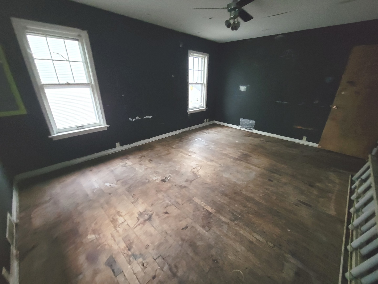 218 S Bloomington Street