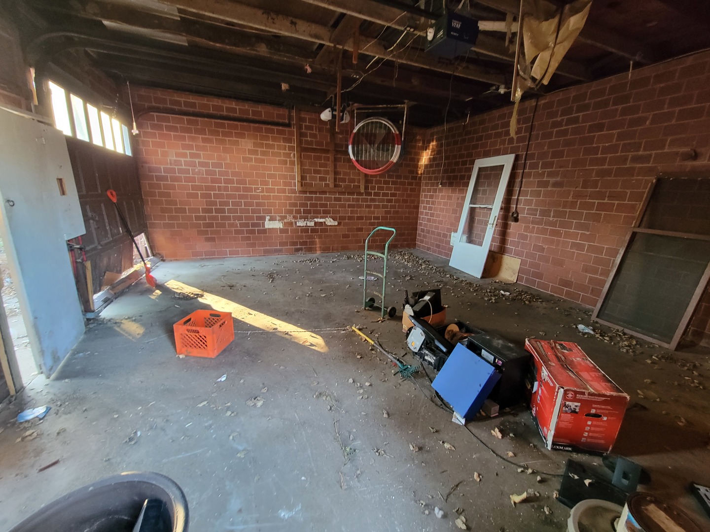 218 S Bloomington Street