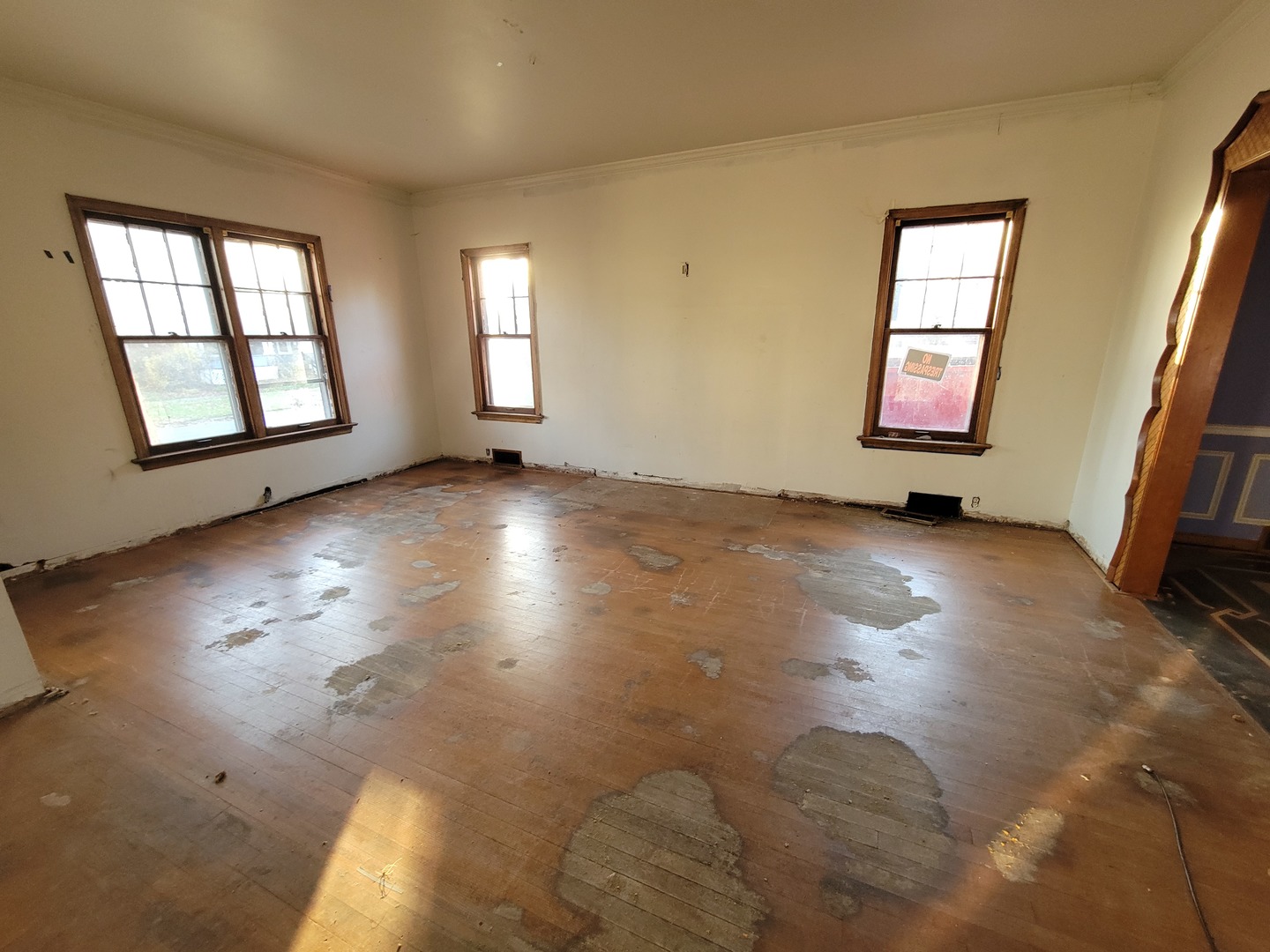 218 S Bloomington Street