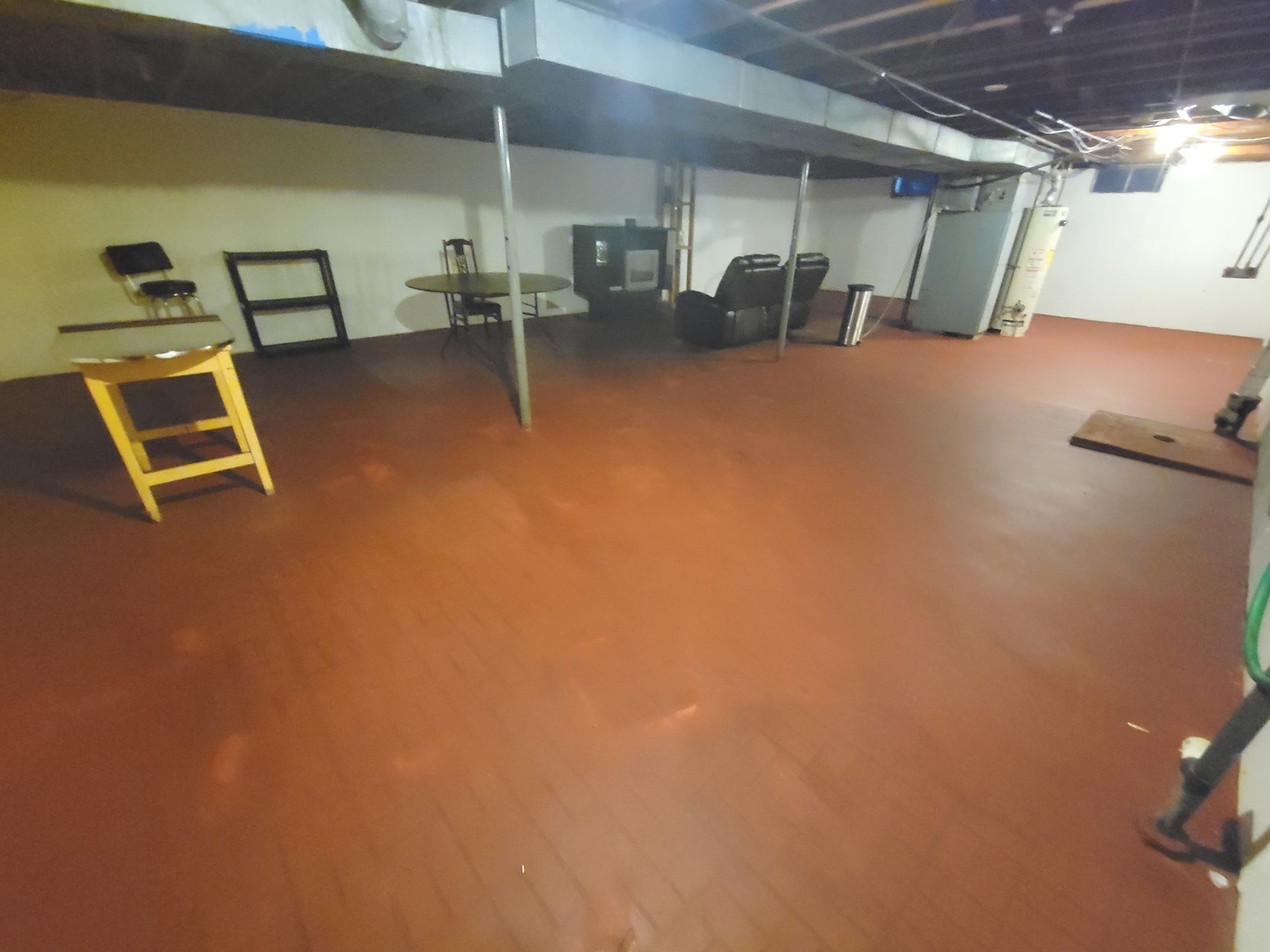 1810 N Shabbona Street