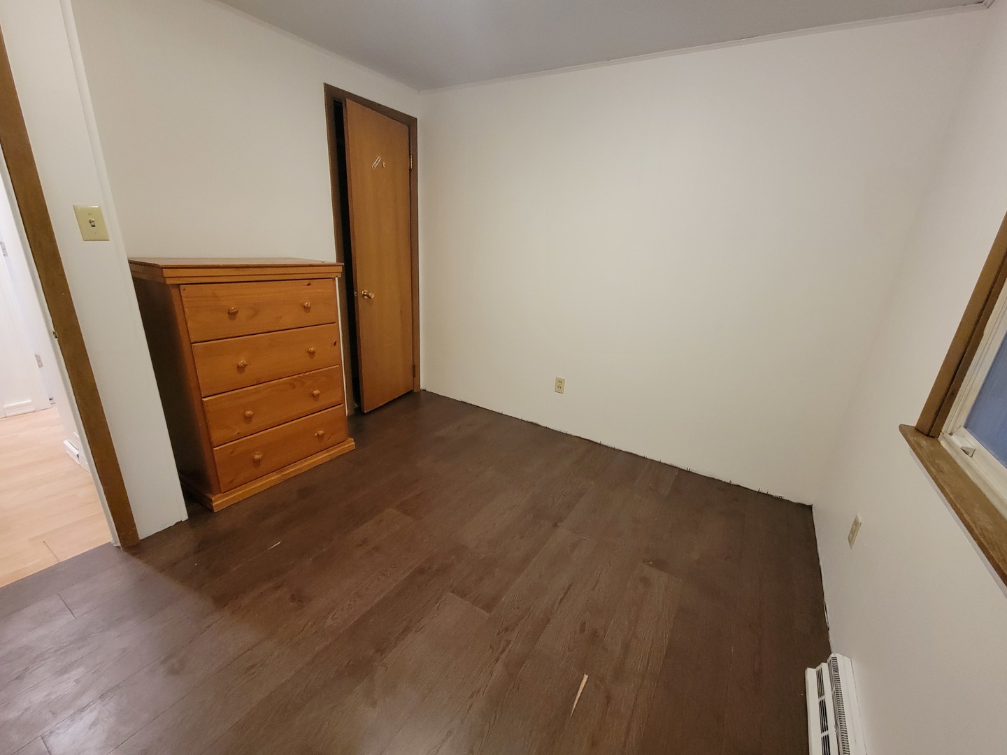 1810 N Shabbona Street