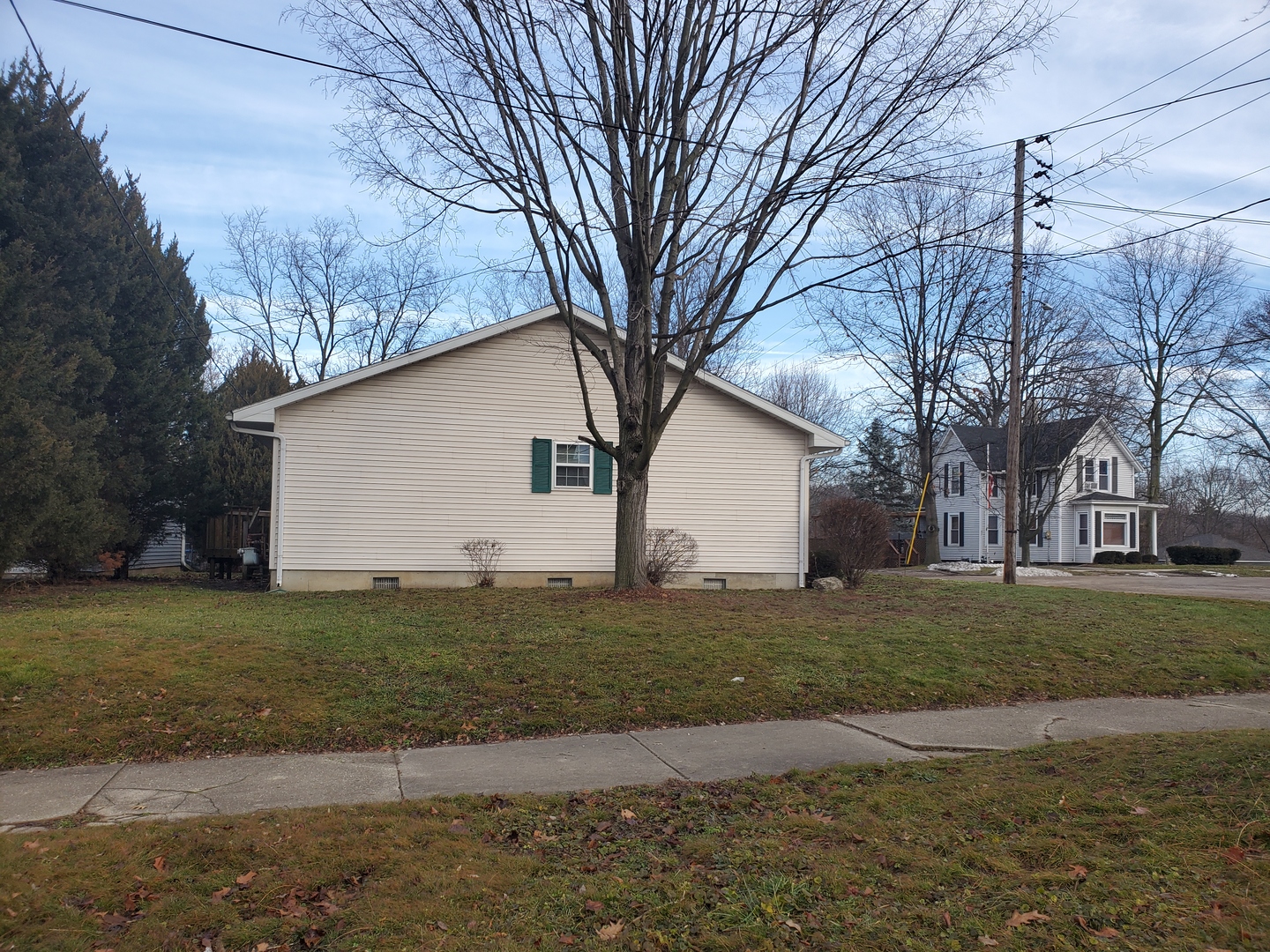 402 Deleon Street Unit: 1