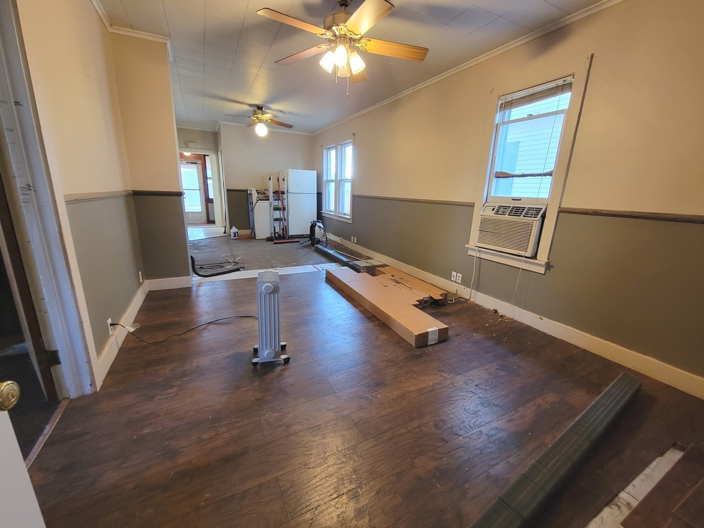 305 W Florence Street