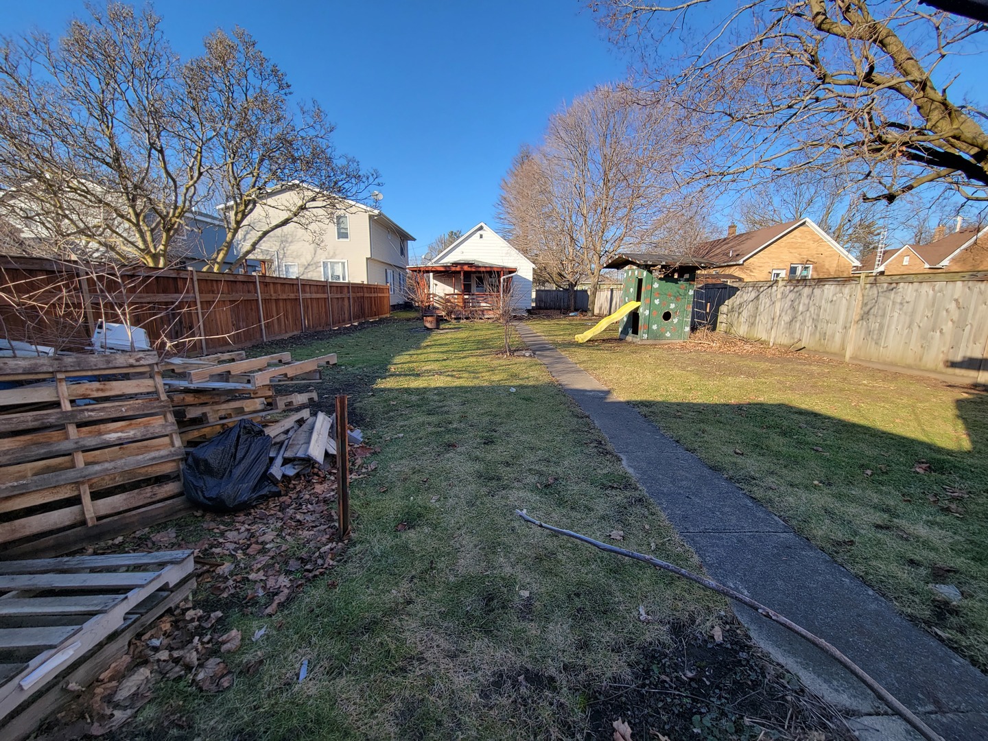 305 W Florence Street