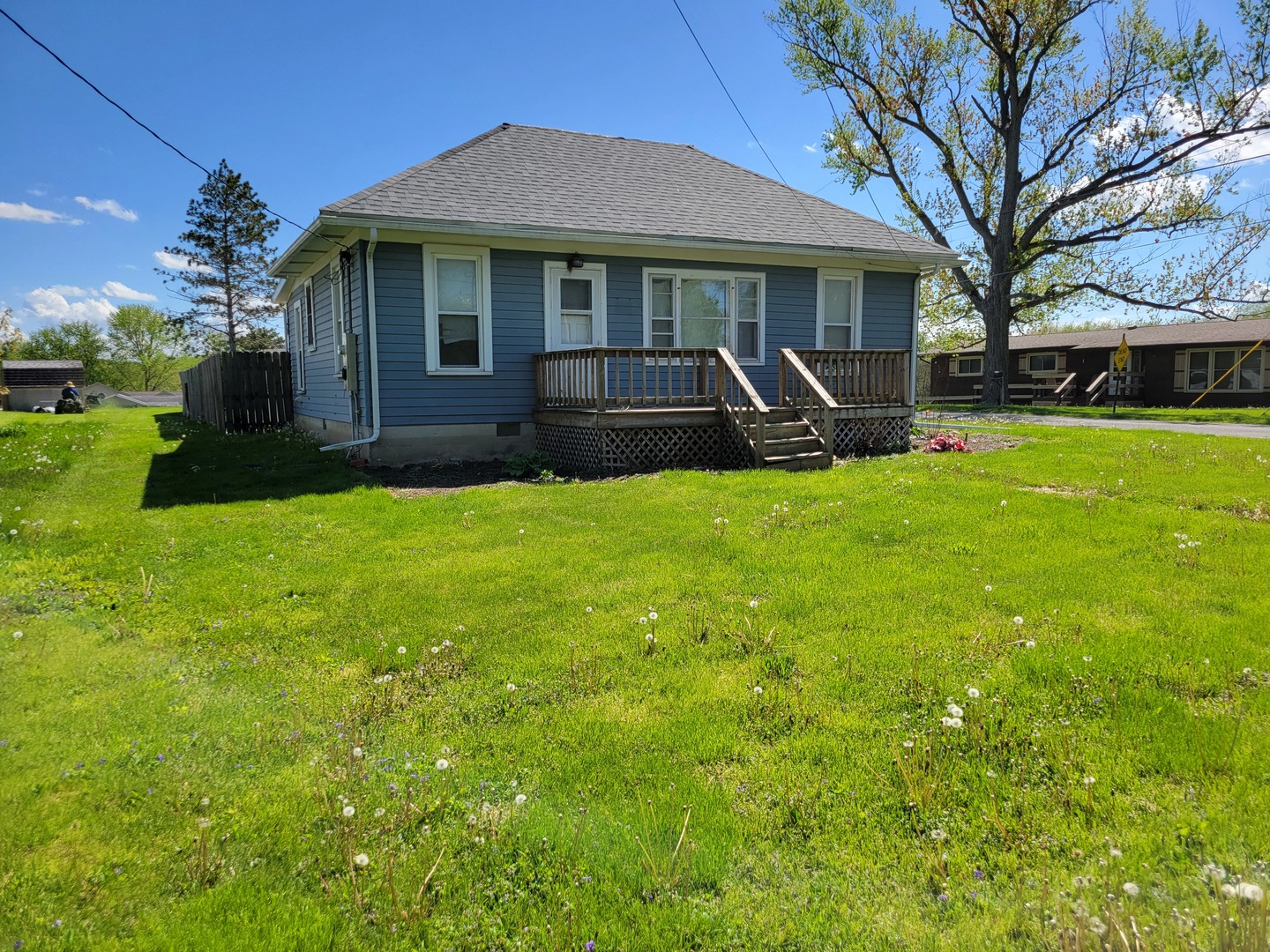 317 W Livingston Road