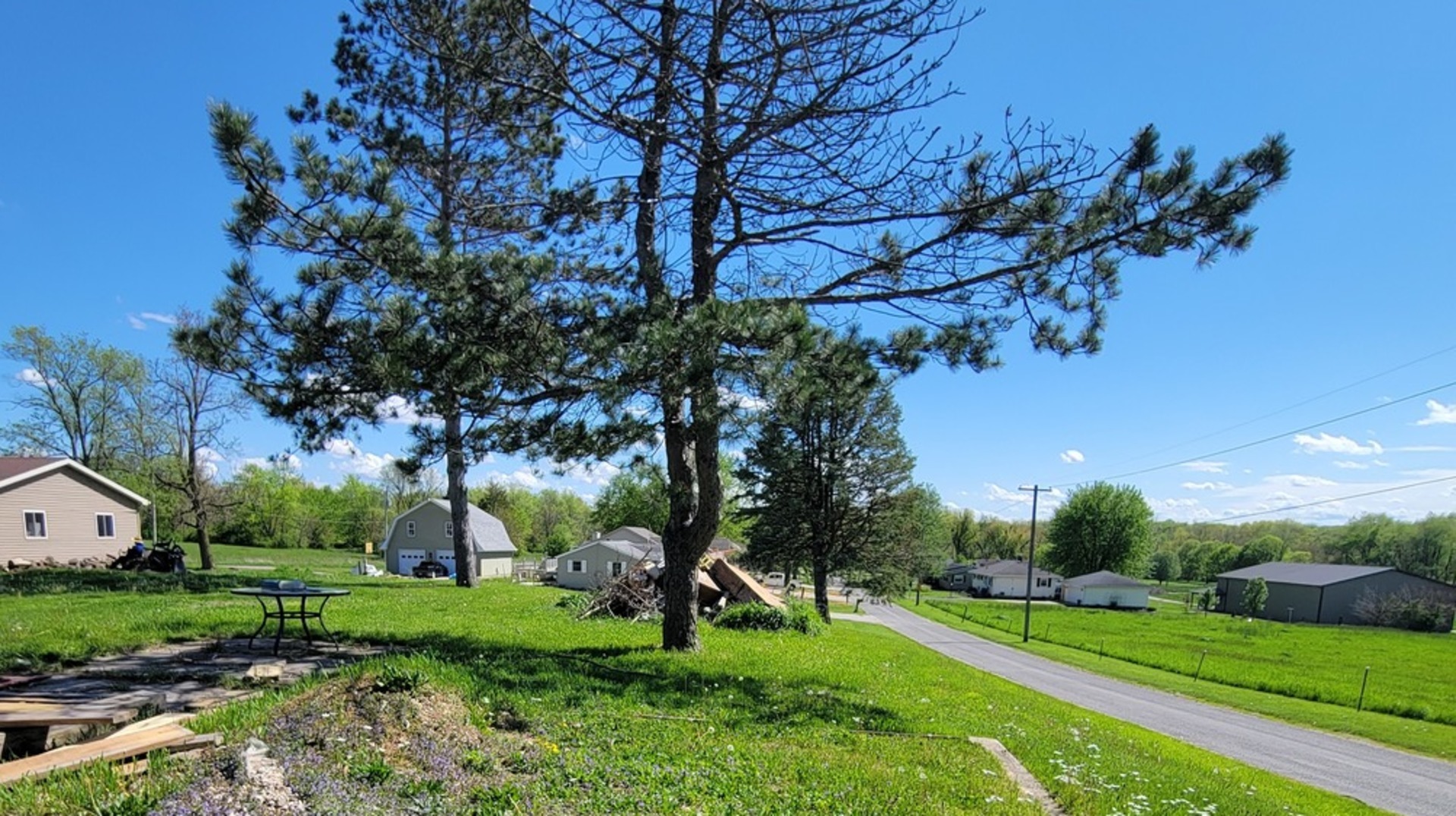 317 W Livingston Road