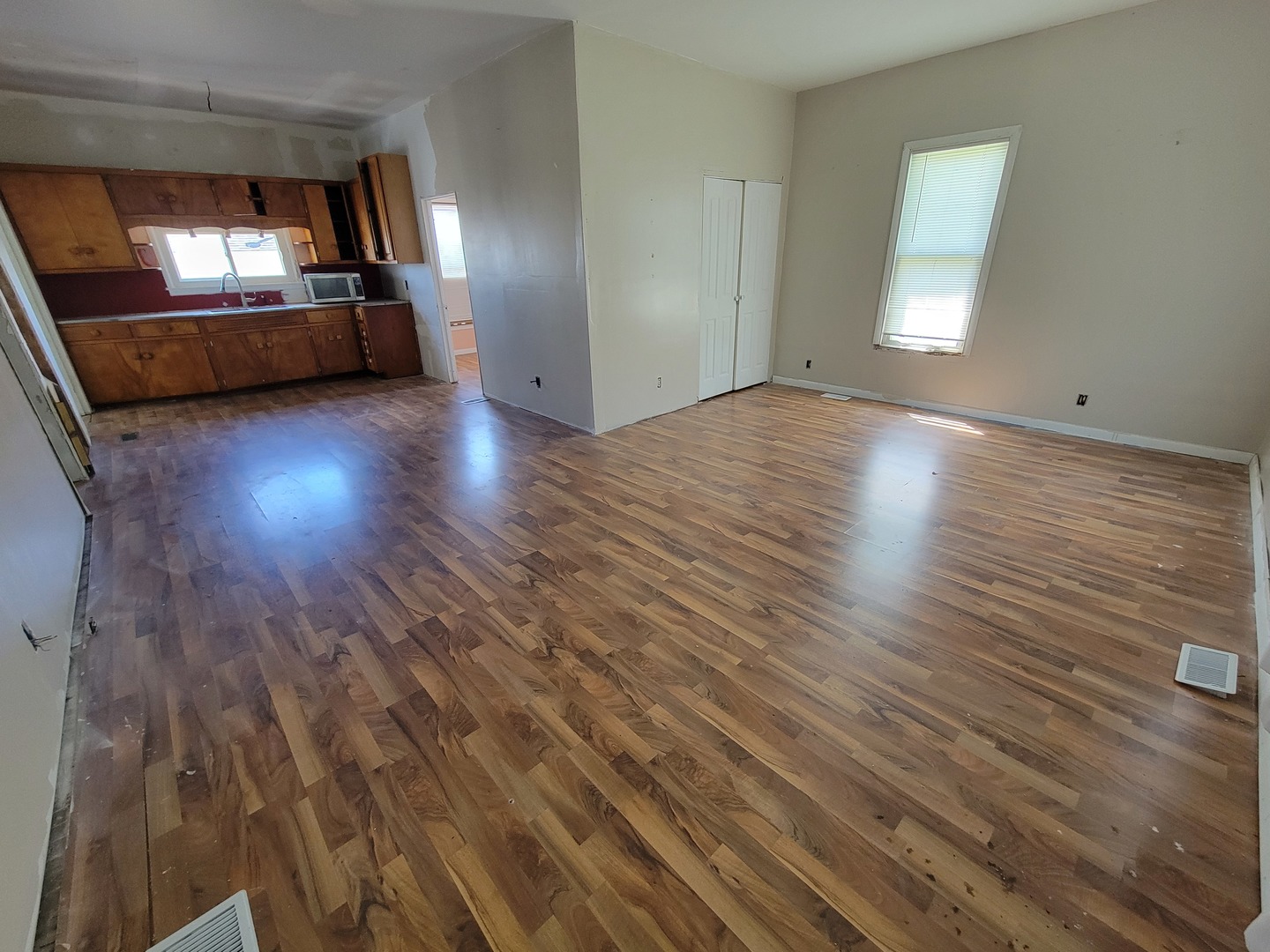 317 W Livingston Road