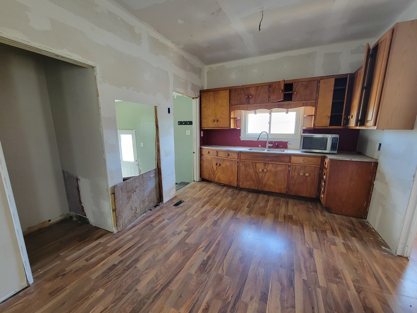 317 W Livingston Road