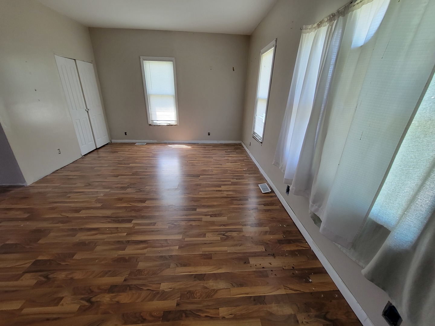 317 W Livingston Road