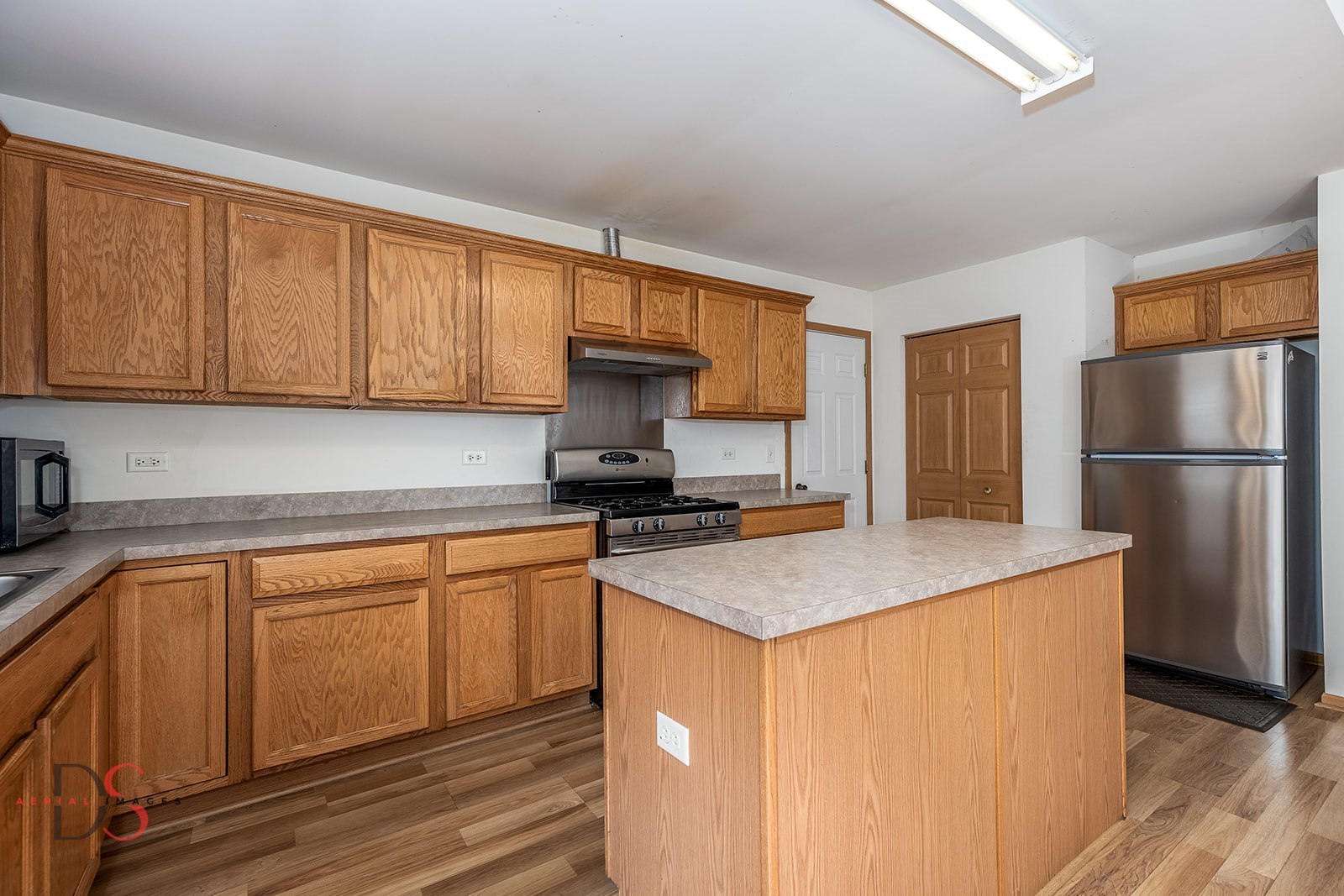 713 Lighthouse Drive