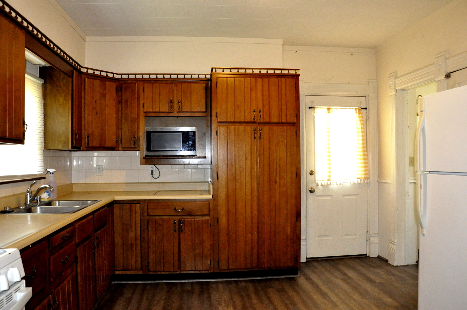 212 W Superior Street