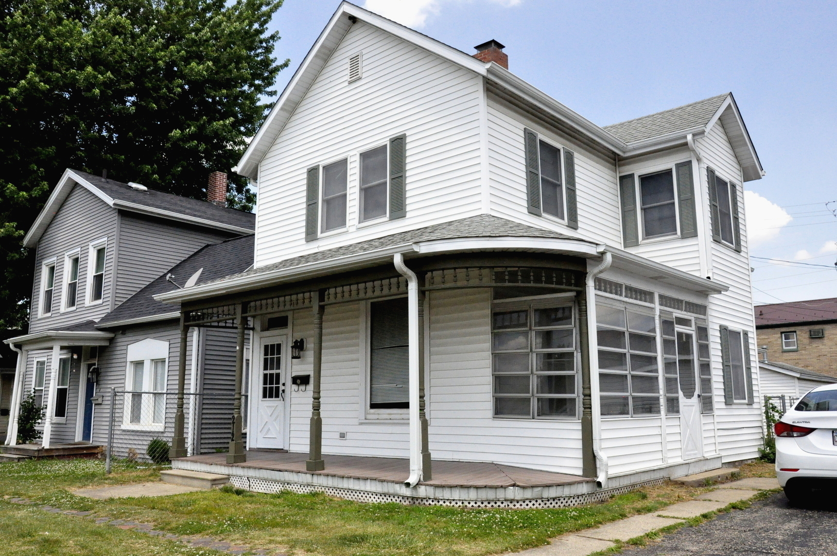 212 W Superior Street