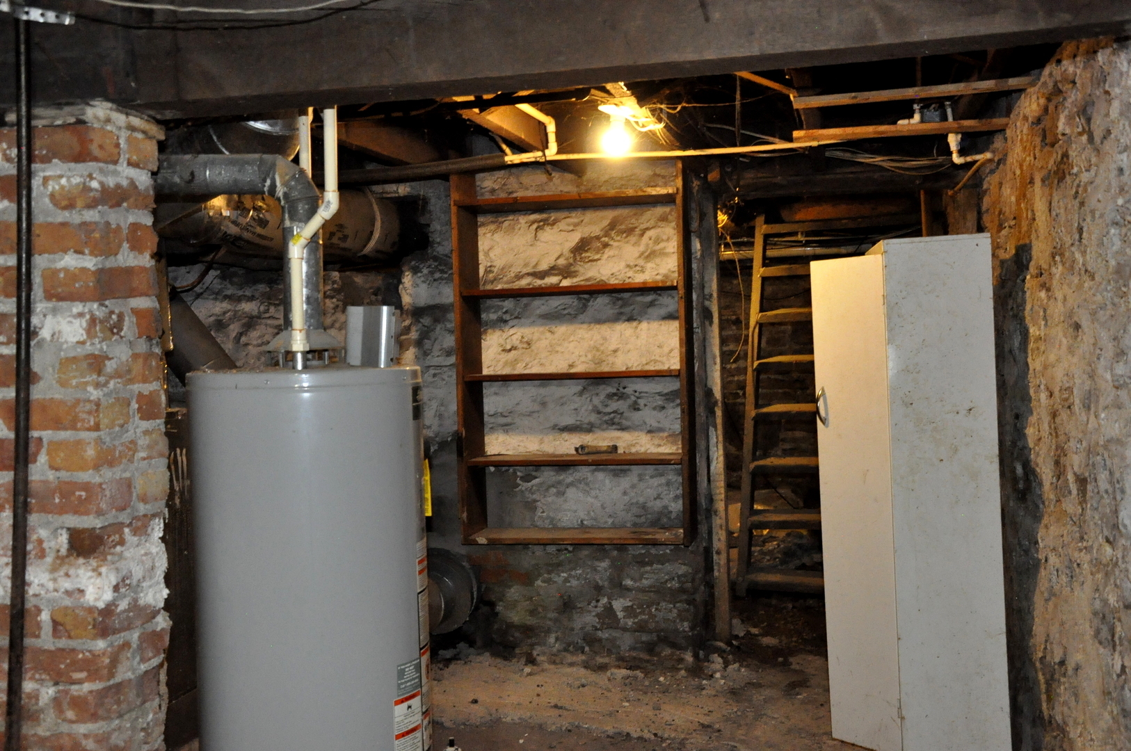 212 W Superior Street