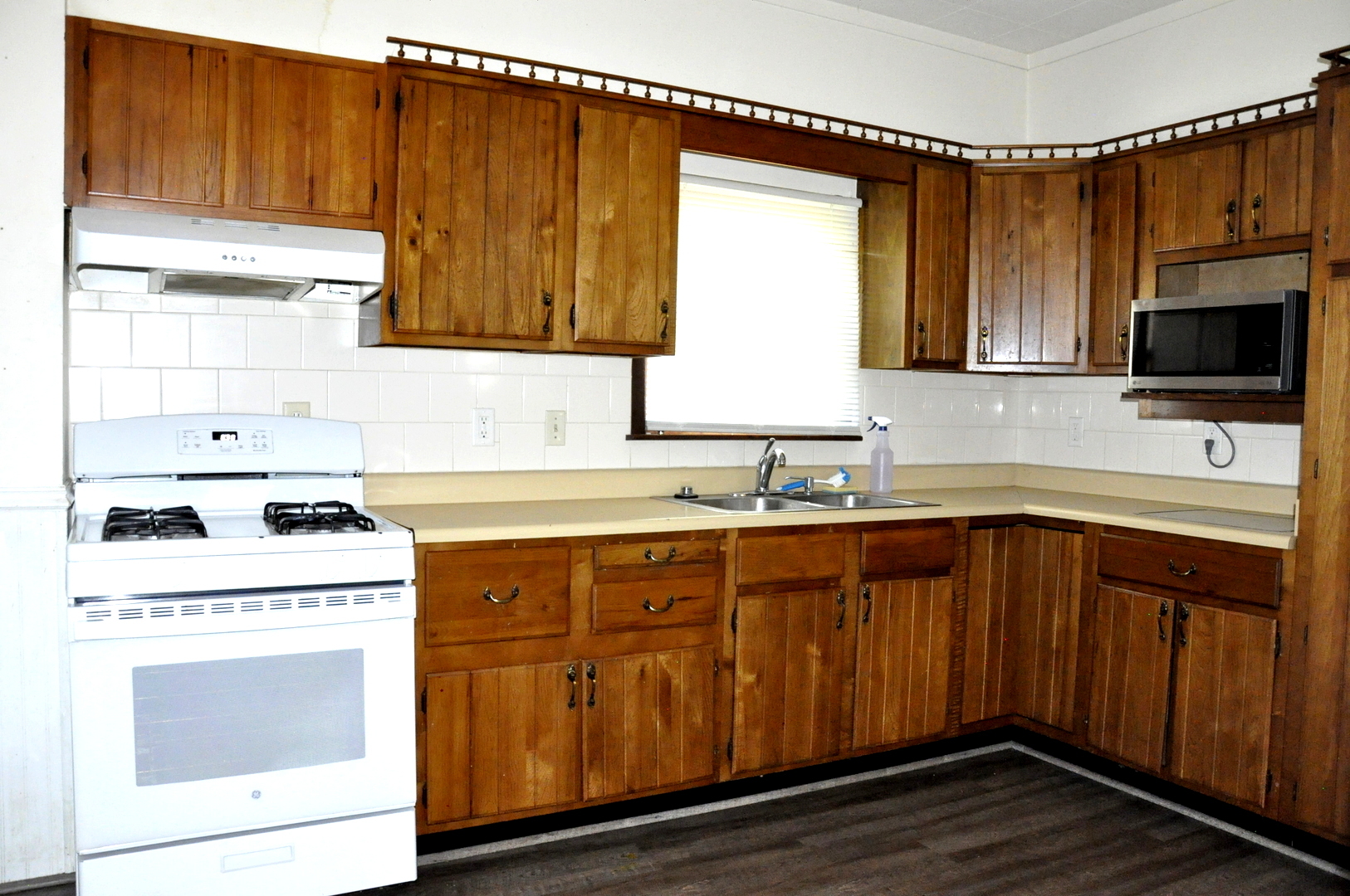 212 W Superior Street