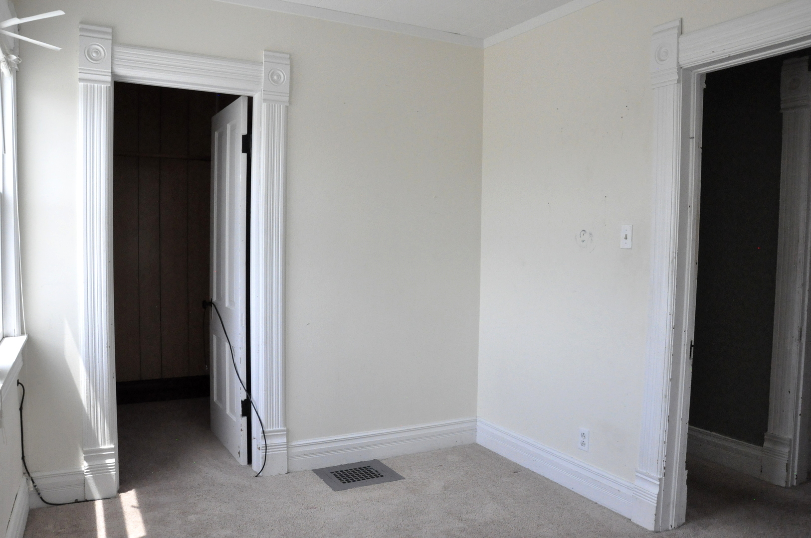 212 W Superior Street