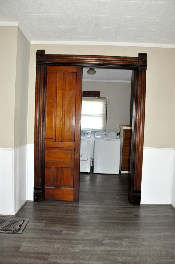 212 W Superior Street