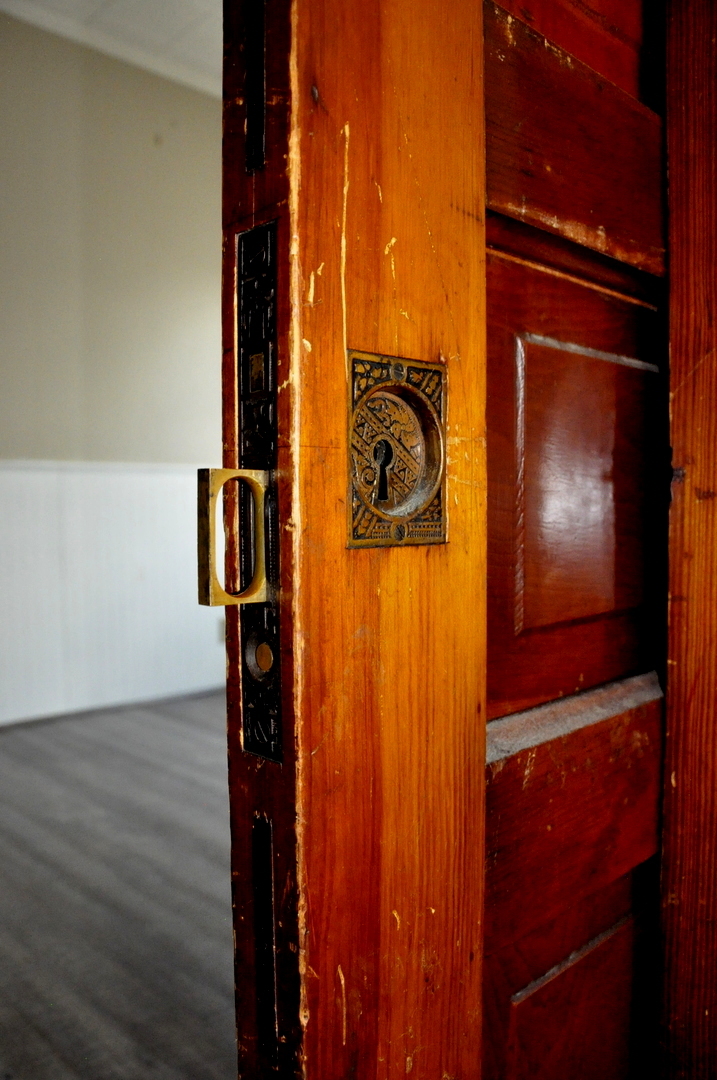 212 W Superior Street