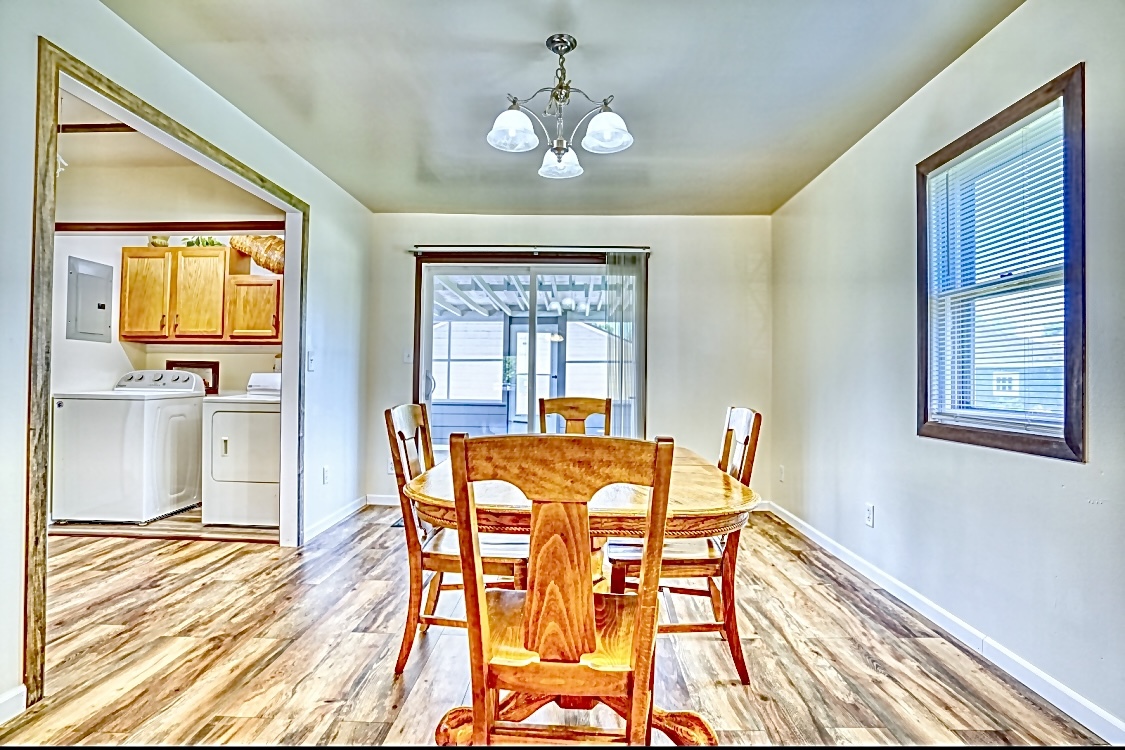 1125 W Washington Street