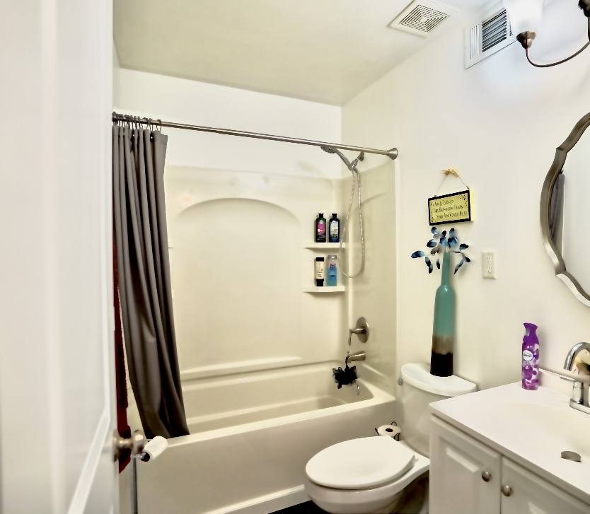 1125 W Washington Street