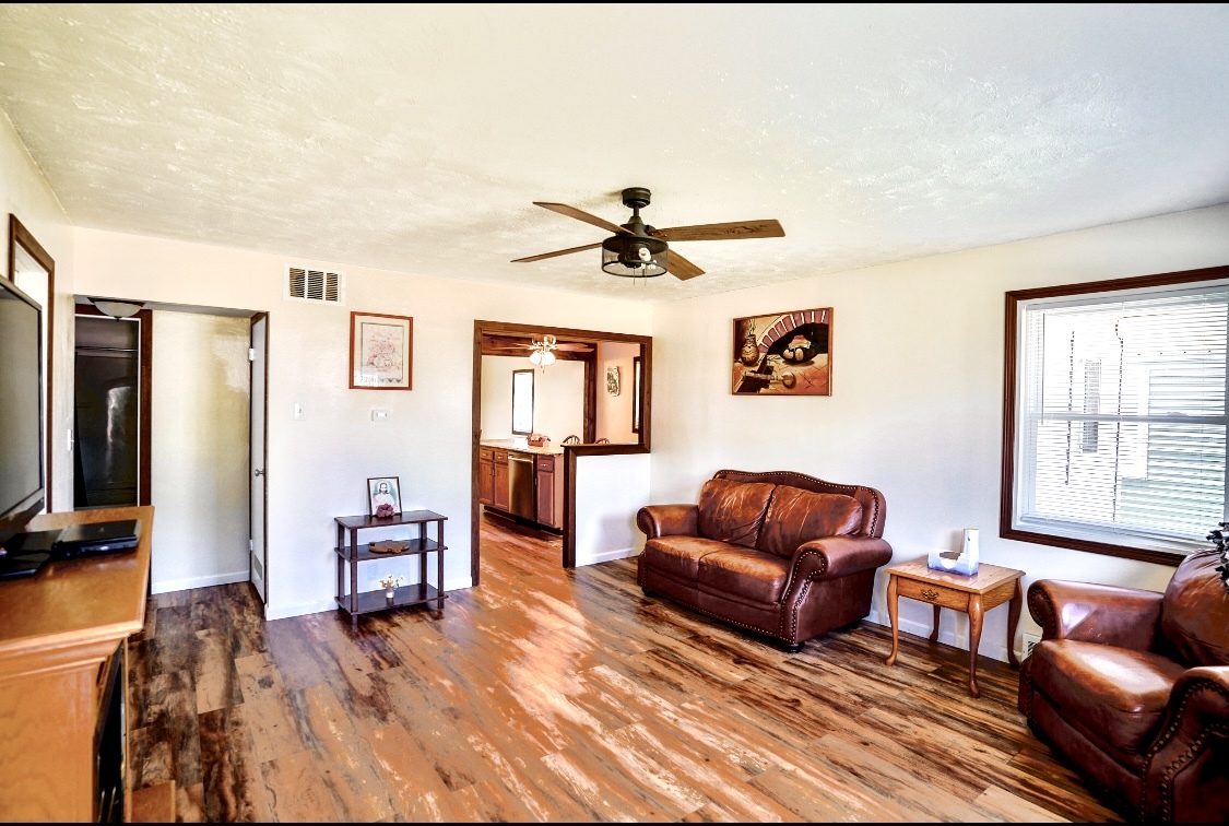 1125 W Washington Street