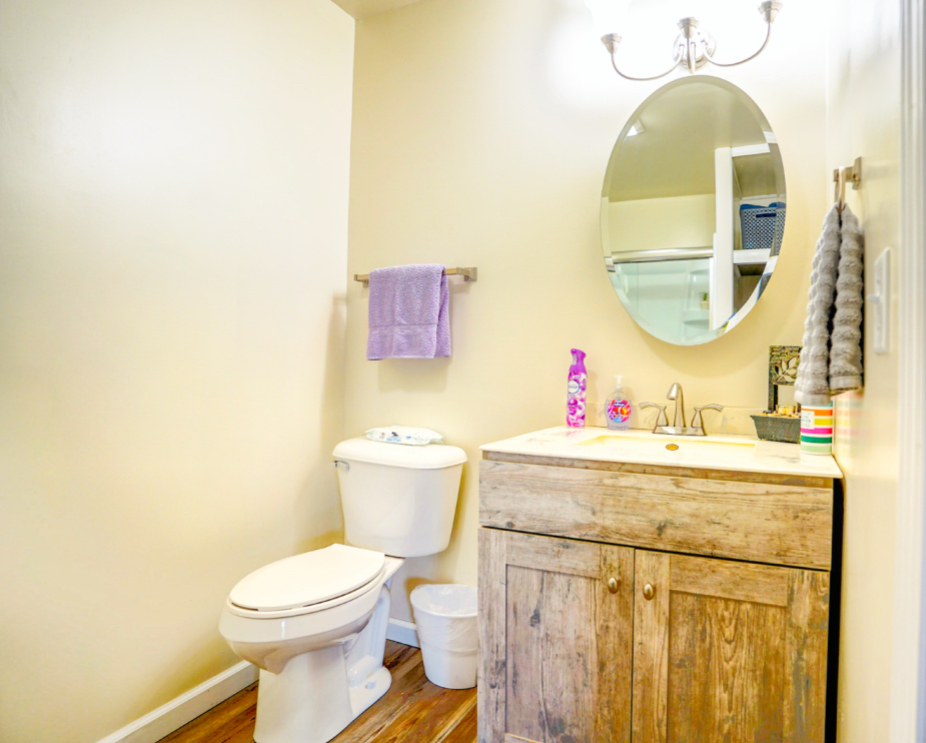 1125 W Washington Street