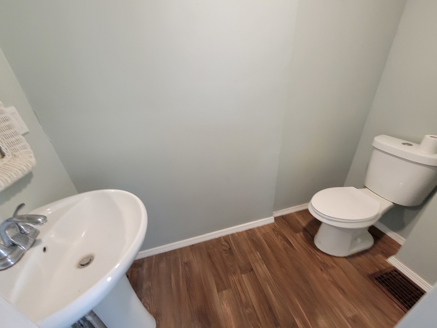 415 W Livingston Road