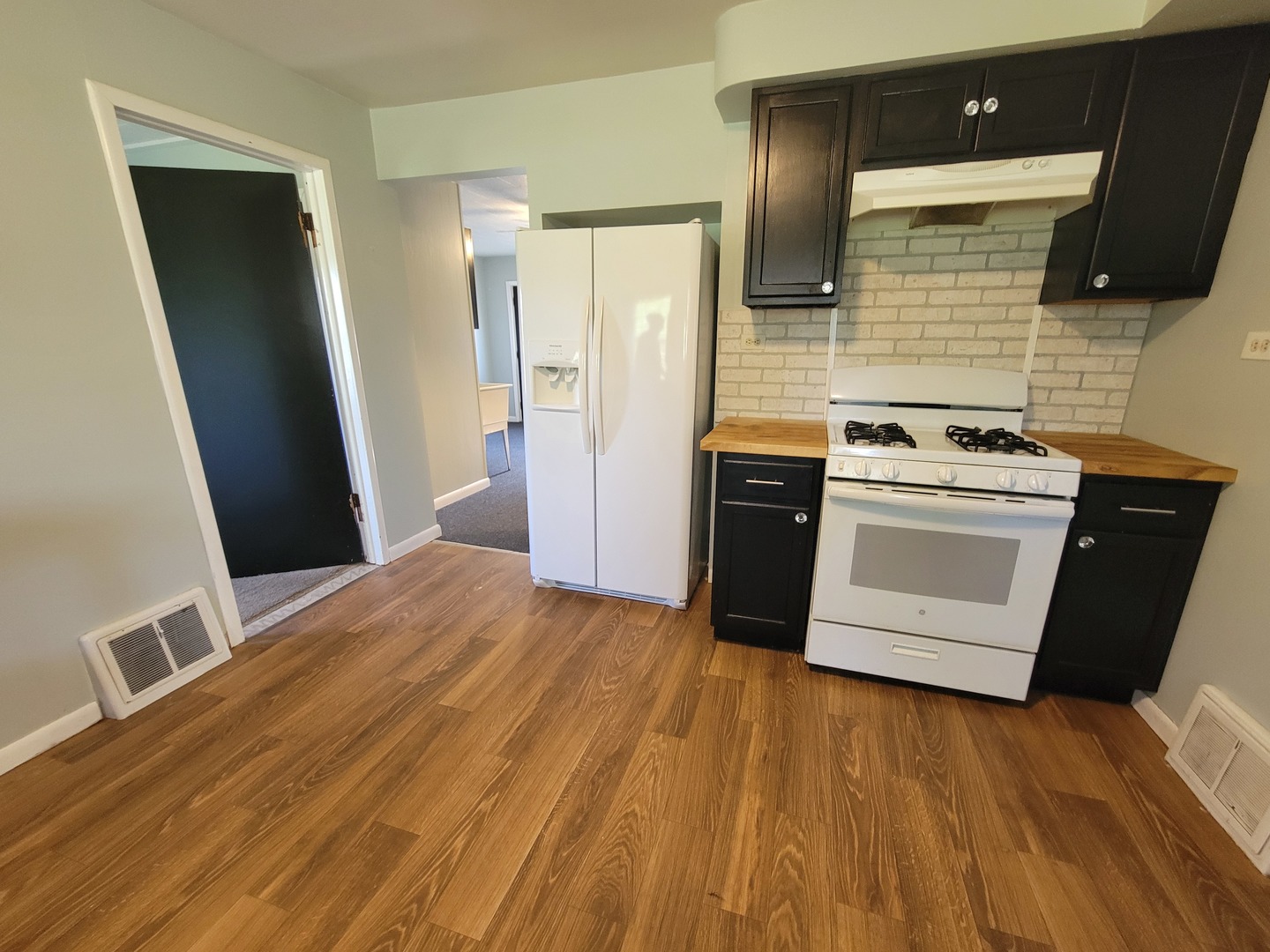 415 W Livingston Road