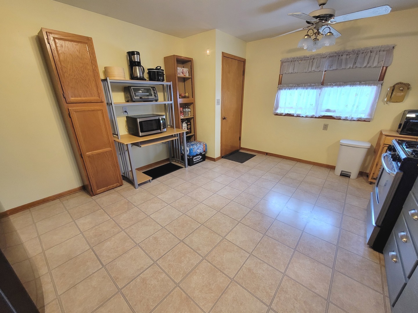 317 N Western Avenue