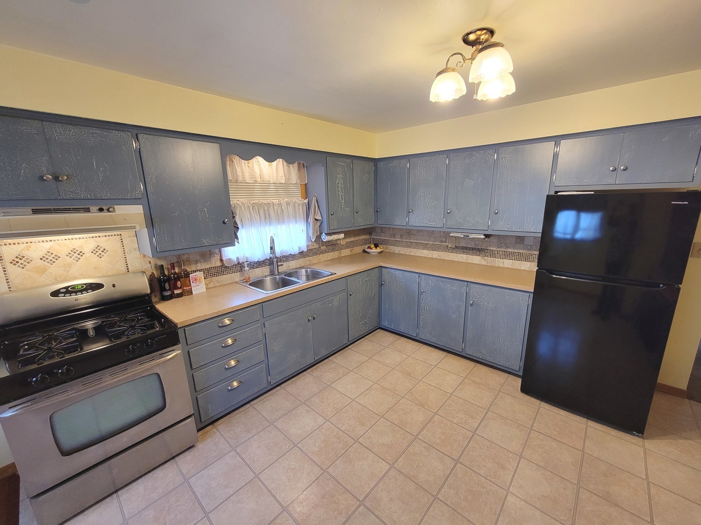 317 N Western Avenue