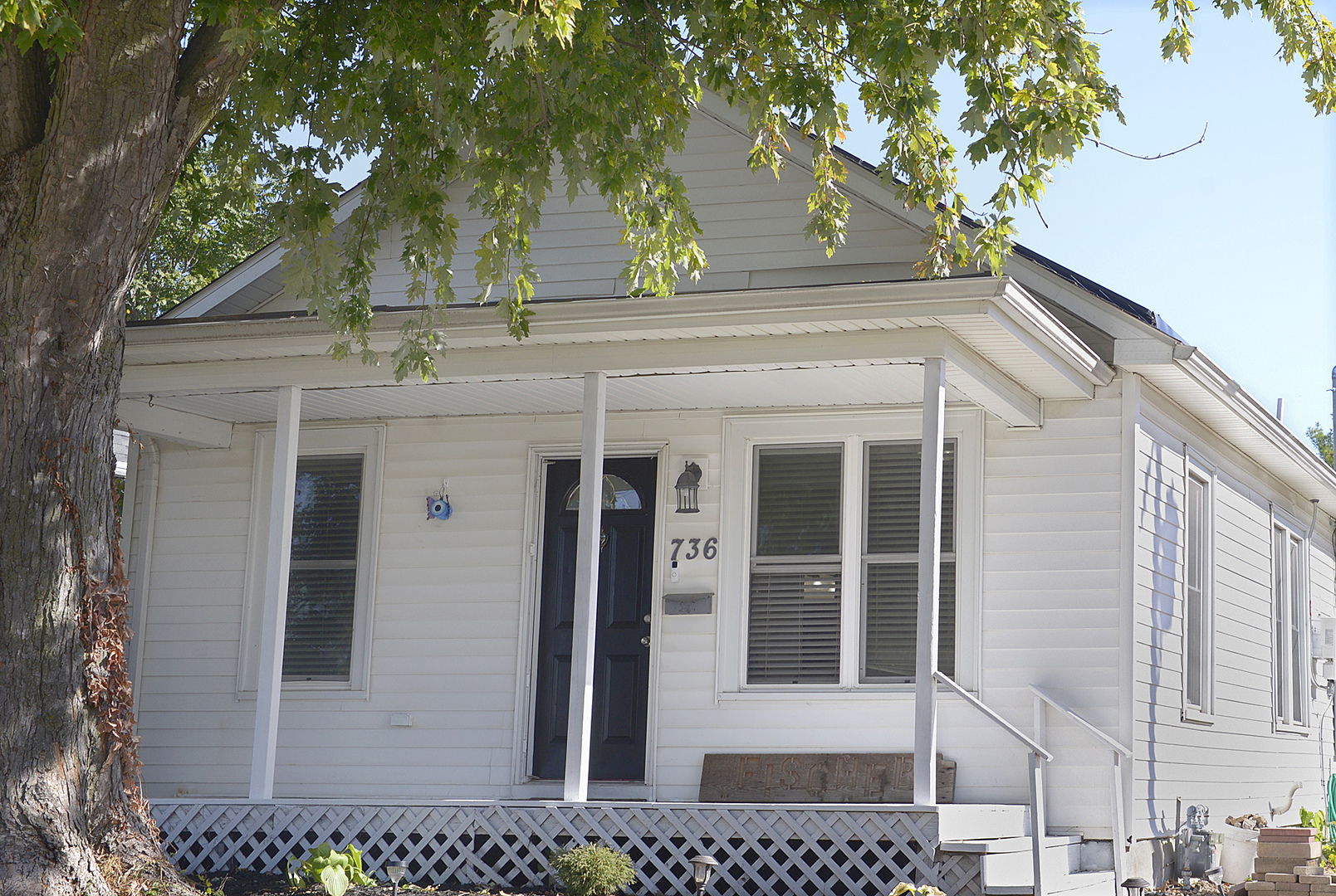 736 Lafayette Street