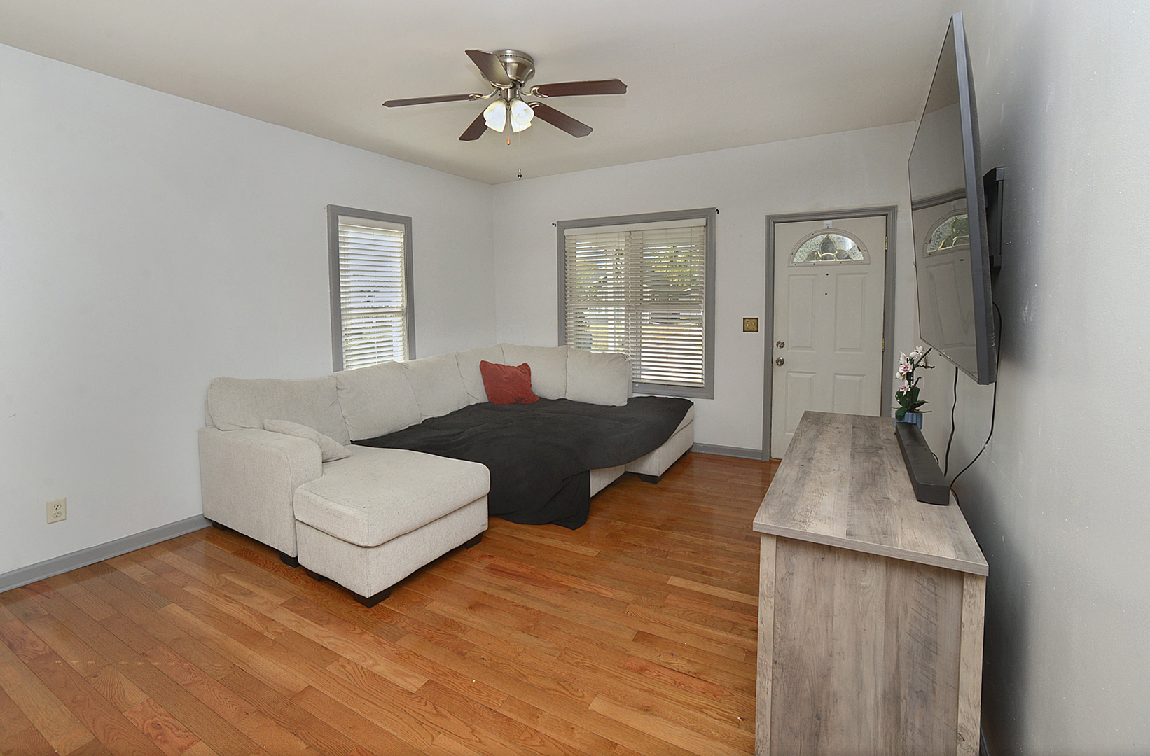 736 Lafayette Street