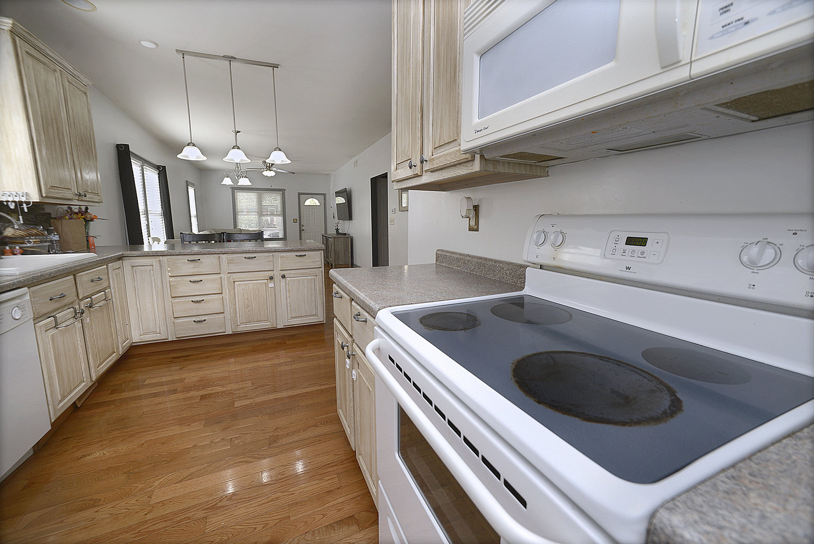 736 Lafayette Street