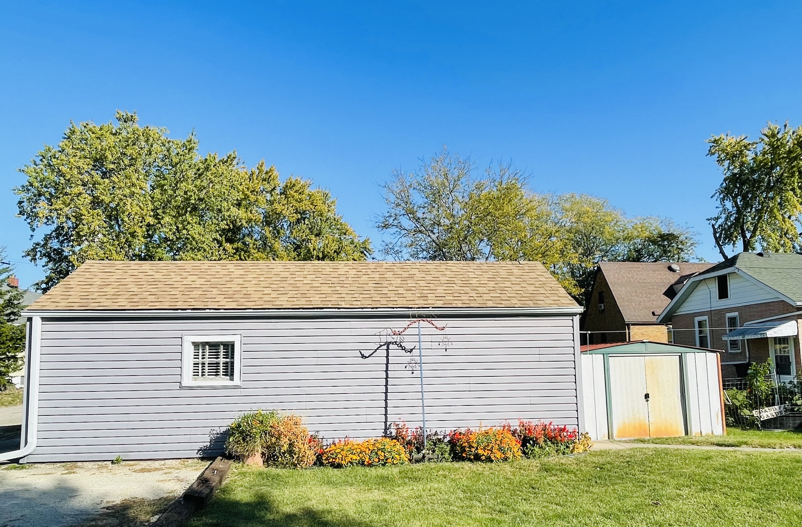 1023 Catherine Street