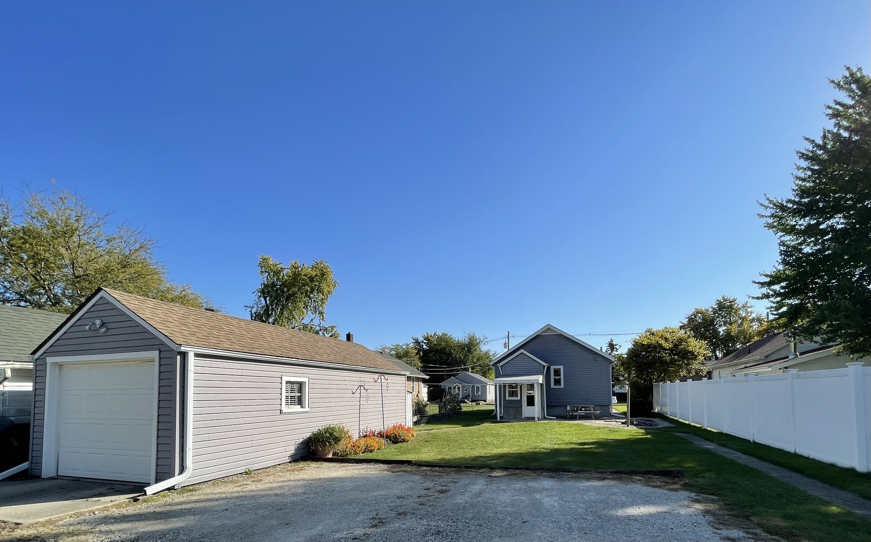 1023 Catherine Street