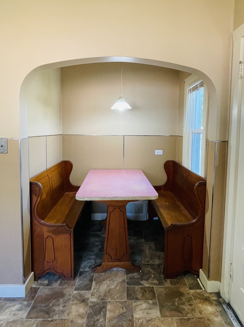 1023 Catherine Street