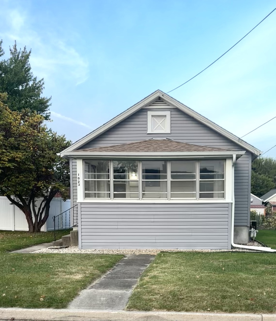 1023 Catherine Street