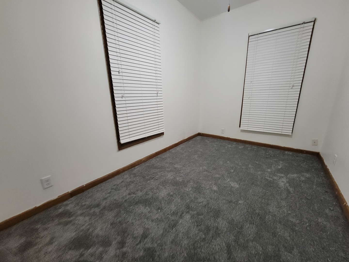 720 1/2 5th Street Unit: UP