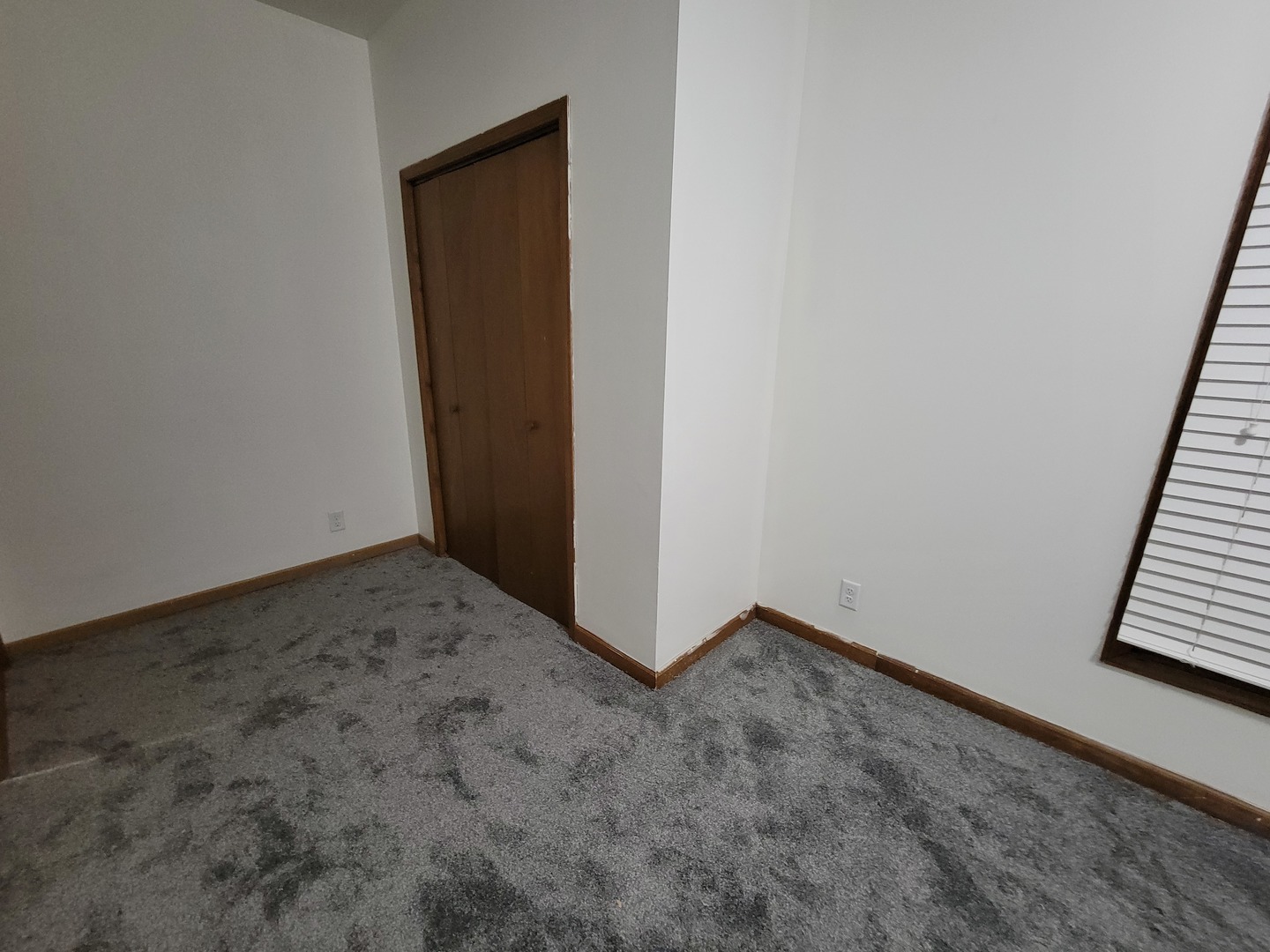 720 1/2 5th Street Unit: UP