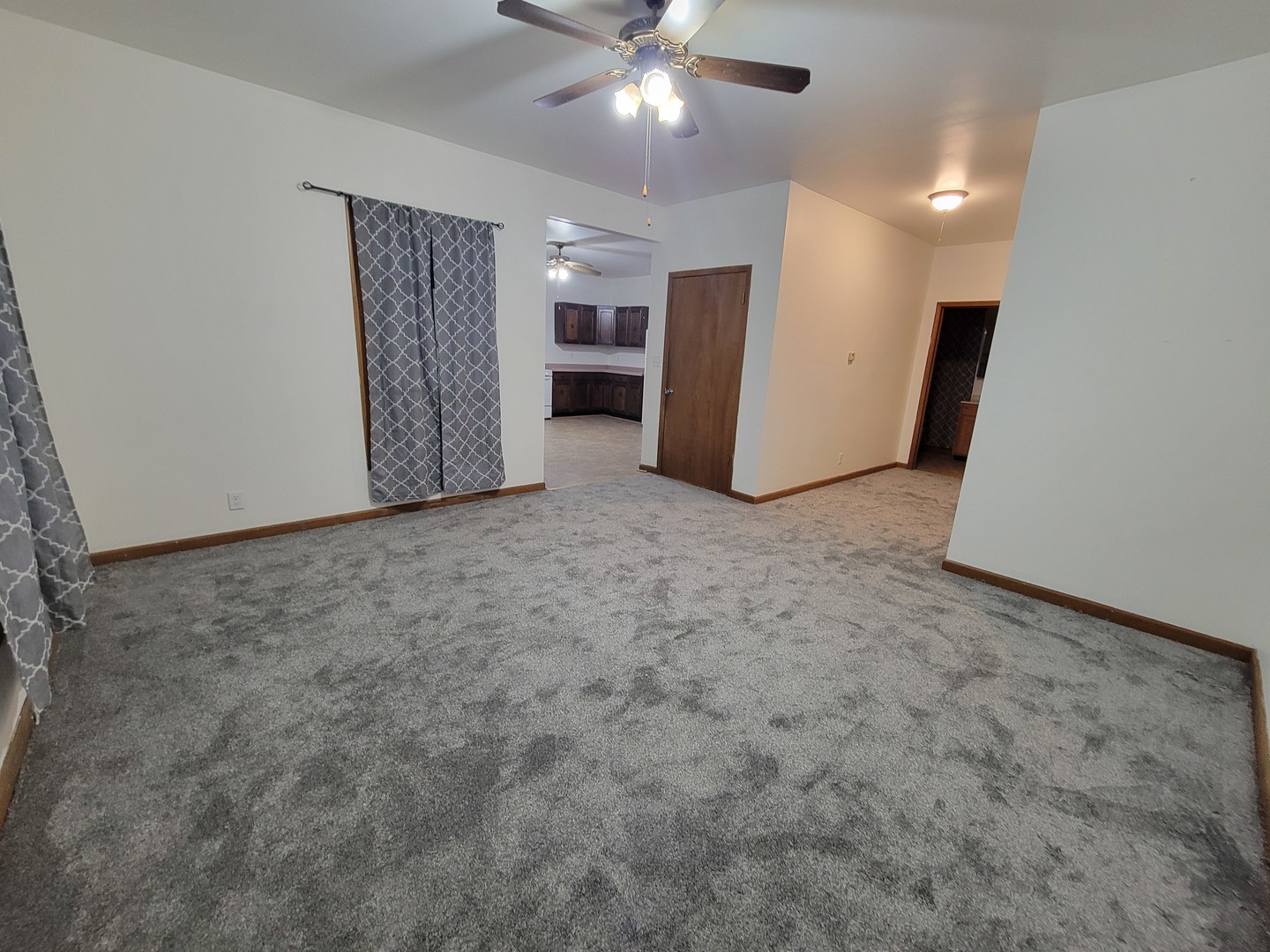 720 1/2 5th Street Unit: UP