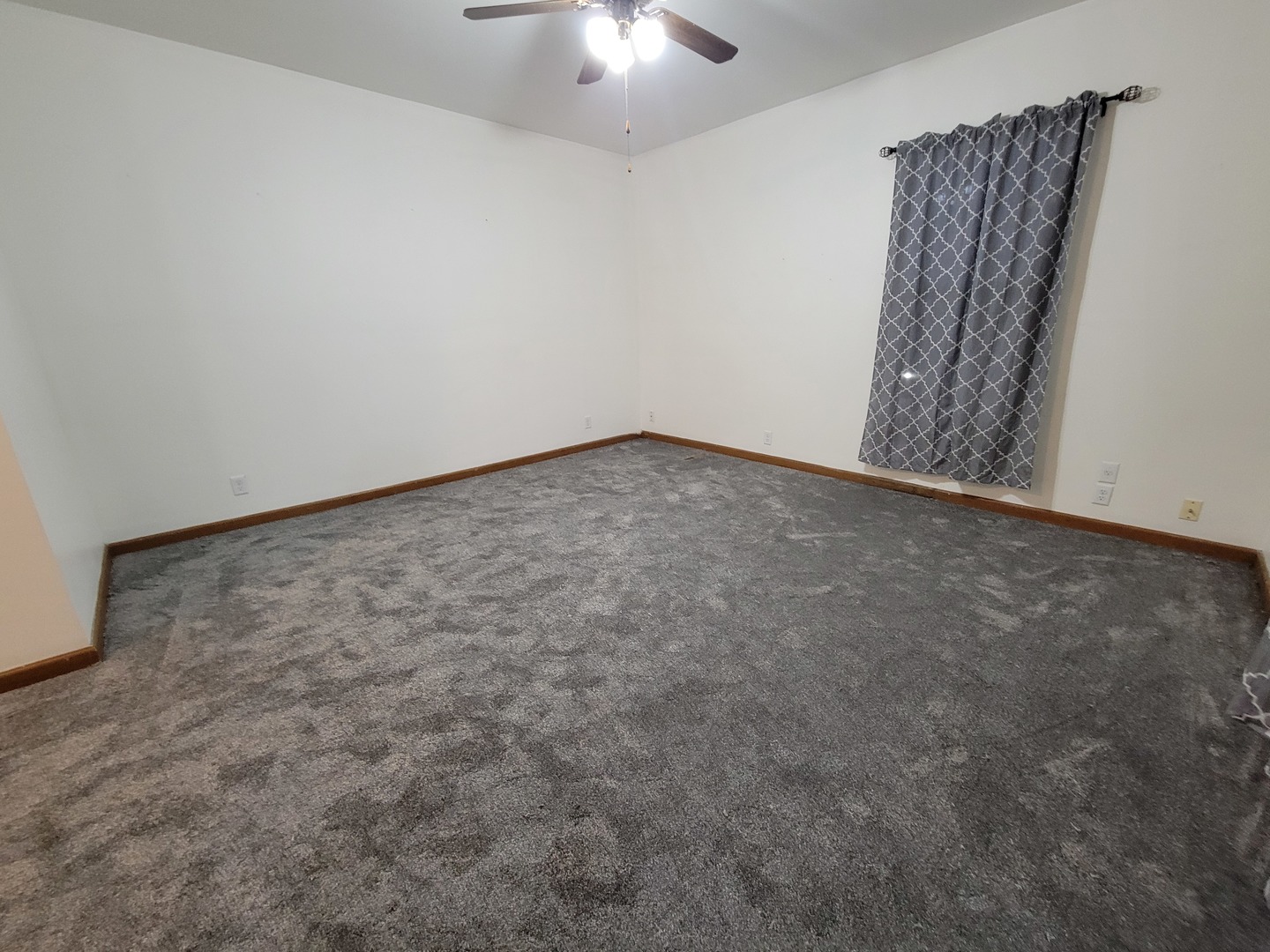 720 1/2 5th Street Unit: UP