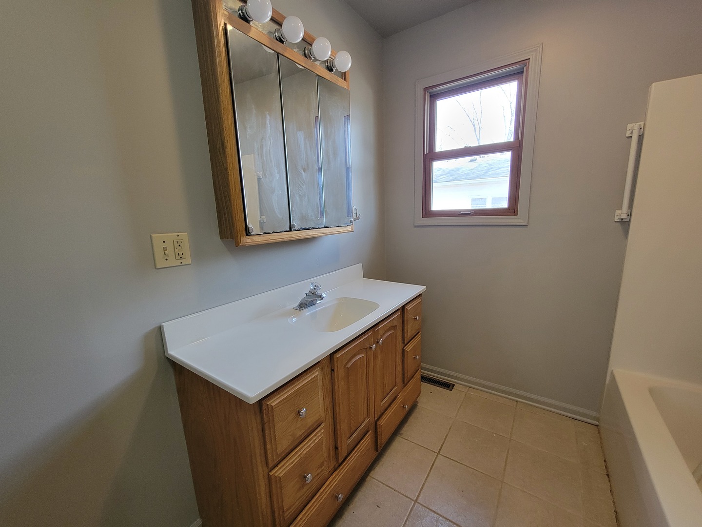 208 Nebraska Street Unit: B