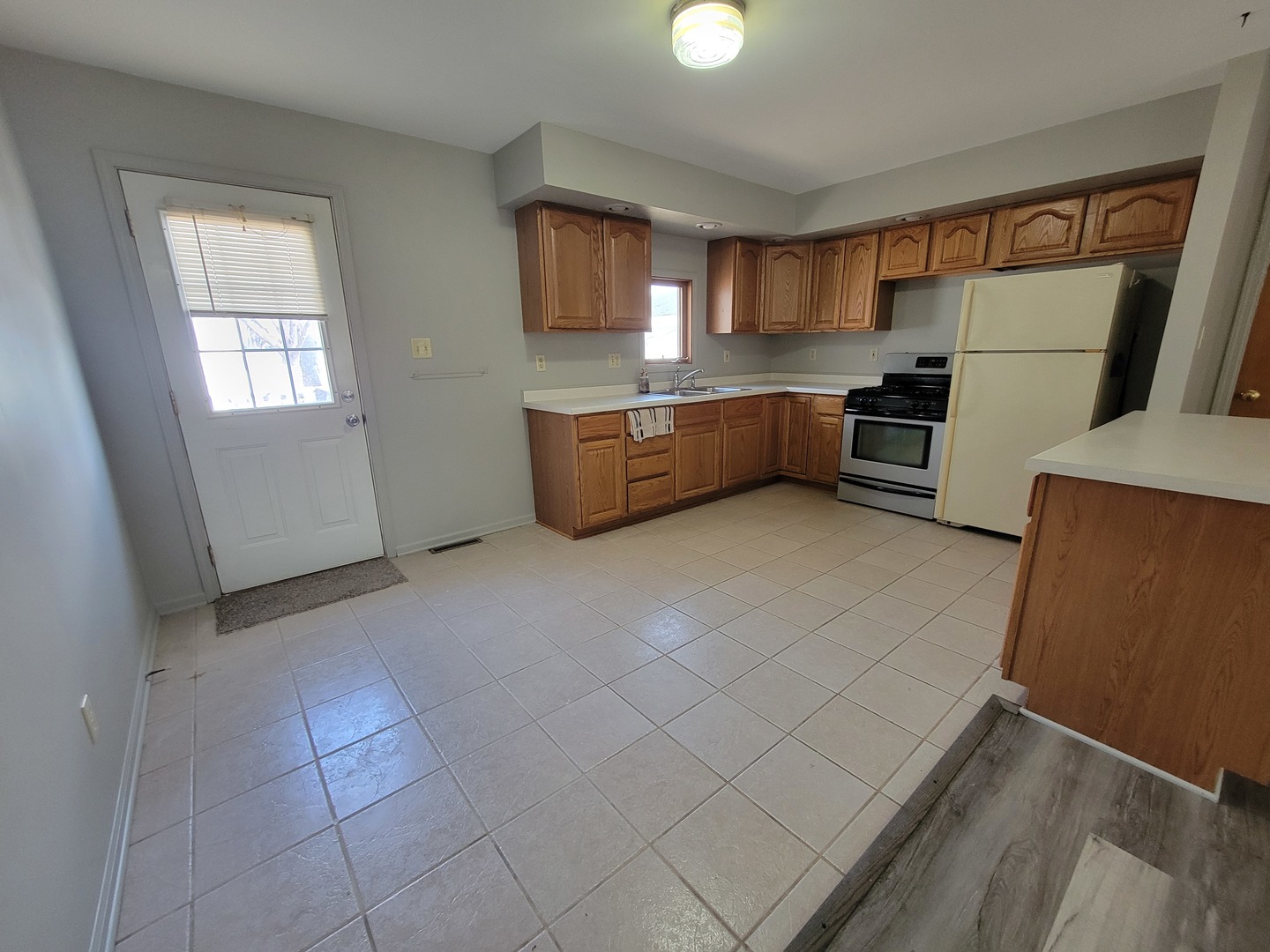 208 Nebraska Street Unit: B