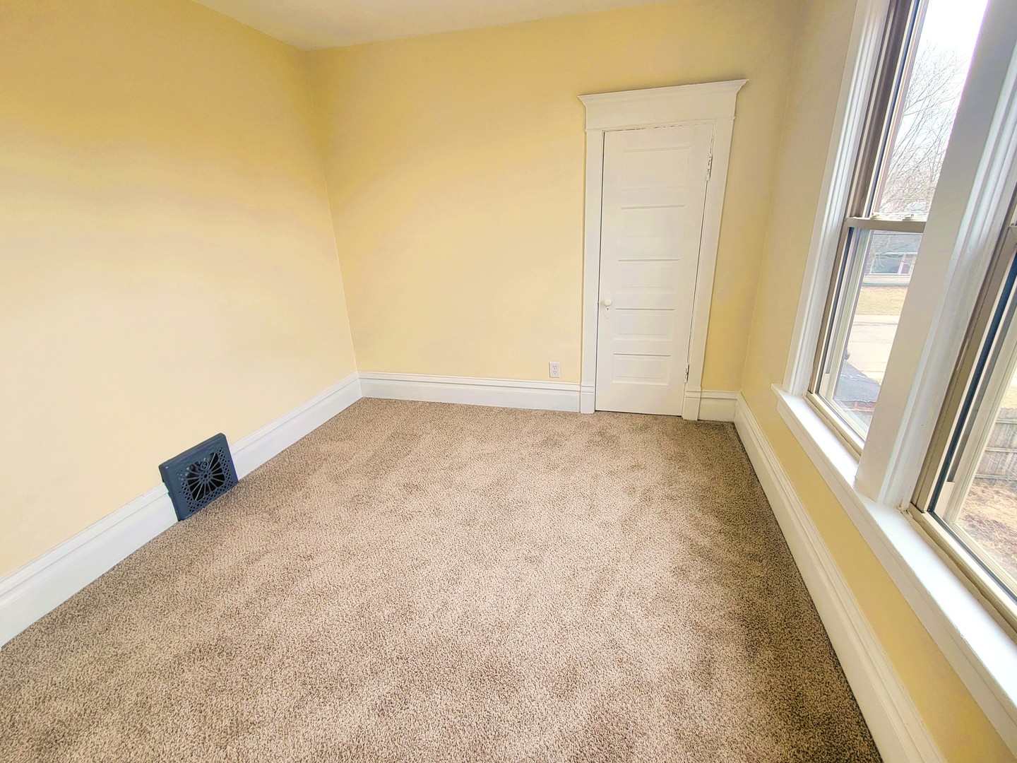 1301 Campbell Avenue